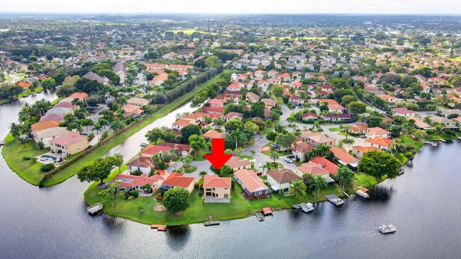 Building Photo - 12561 Shoreside Ln