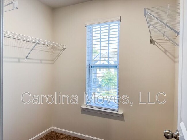 Building Photo - 117 Southridge Ct