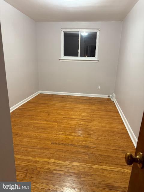 Building Photo - 9304 Lansford St