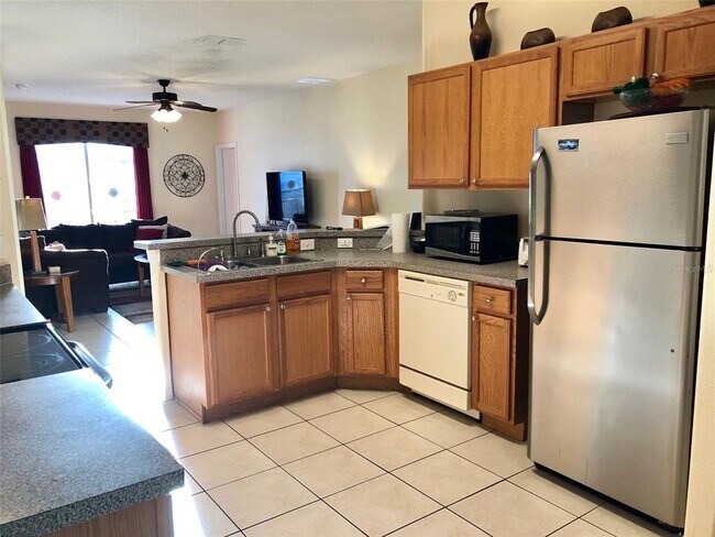 Building Photo - 655 Knollwood Dr