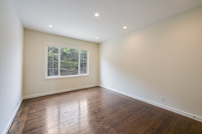 Building Photo - 4058 20th St