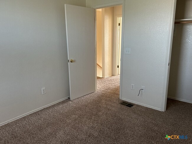 Building Photo - 4005 Doraine Ct