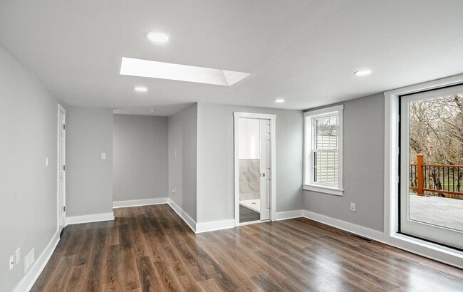 Building Photo - 239 Smallwood Ct