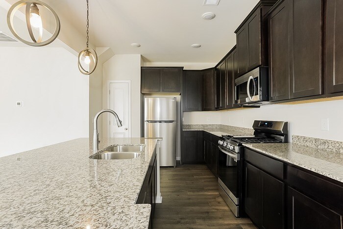 Building Photo - 4036 Thimbleberry Dr