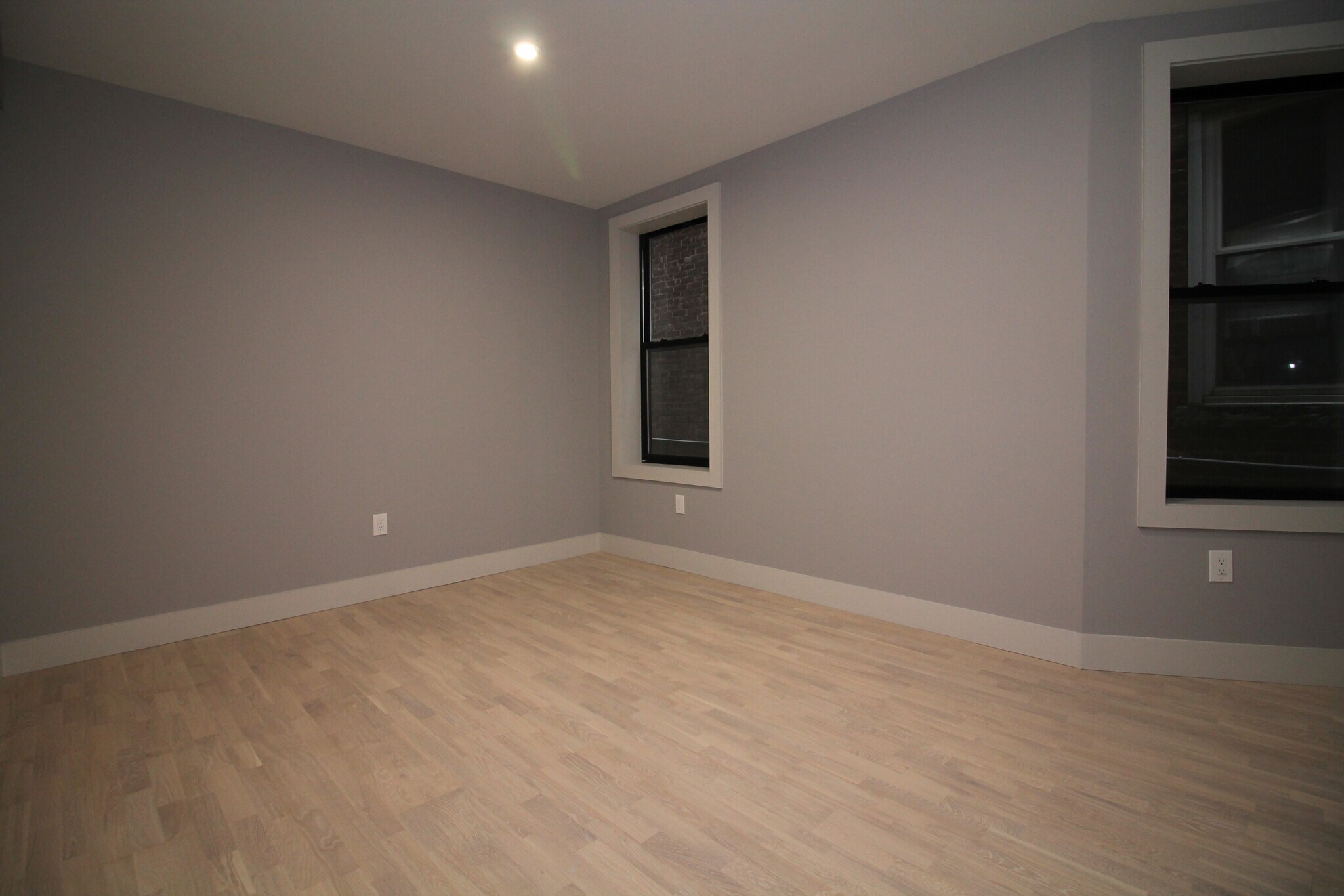 Building Photo - 21 65th St