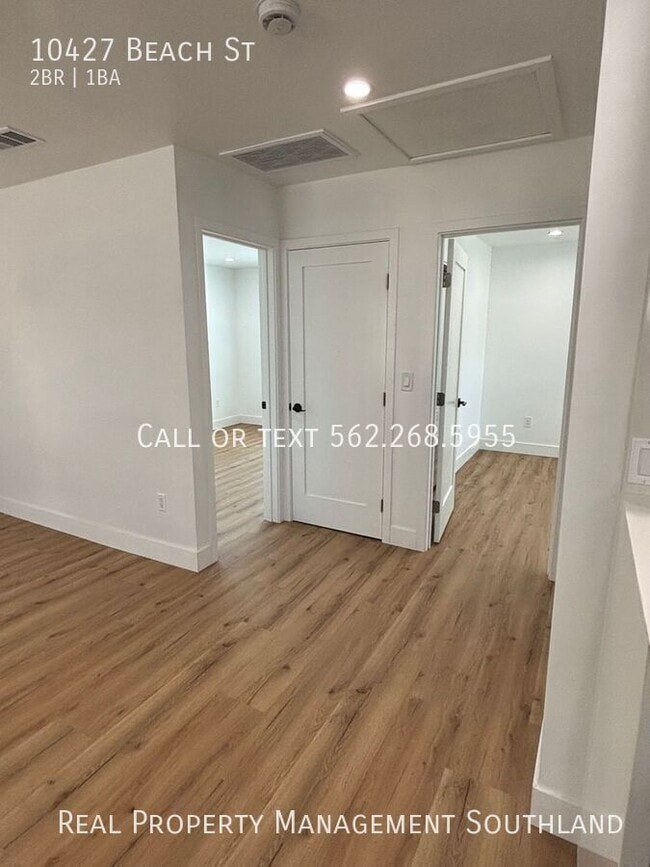 Building Photo - 10427 Beach St