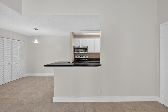 Building Photo - 10765 Cleary Blvd