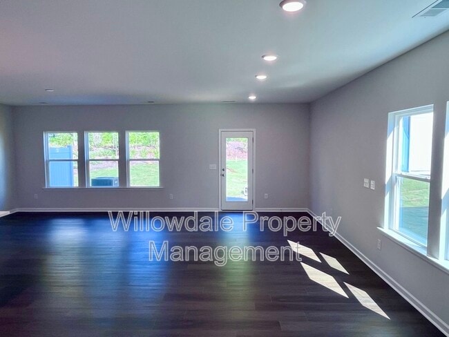 Building Photo - 5118 Cambrey Dr
