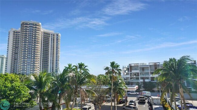 Building Photo - 3031 N Ocean Blvd