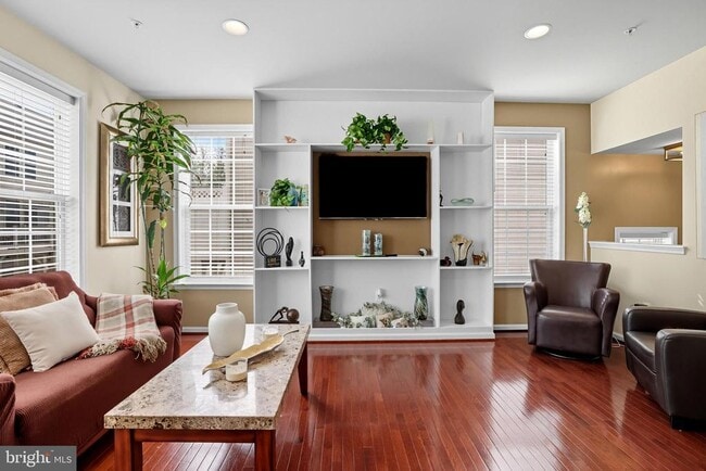 Building Photo - 4814 Forest Pines Dr