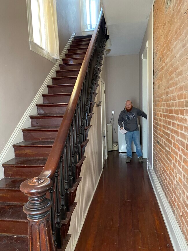 1307 Morton Ave 1307 Morton Ave Louisville KY 40204 Apartment Finder