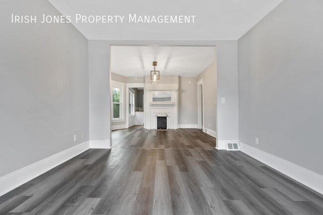 Building Photo - 1899 Seneca St