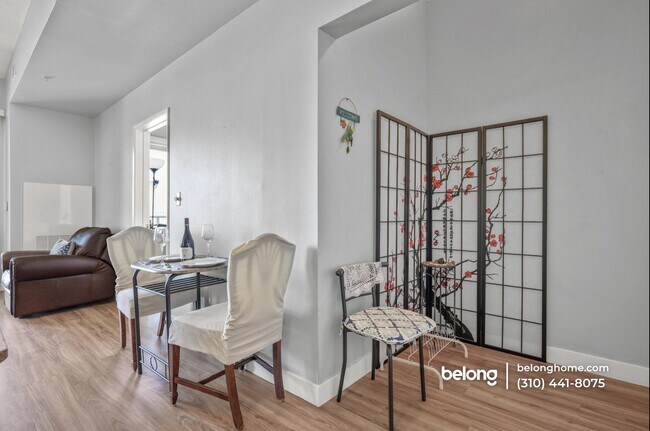 Building Photo - 488 E Ocean Blvd