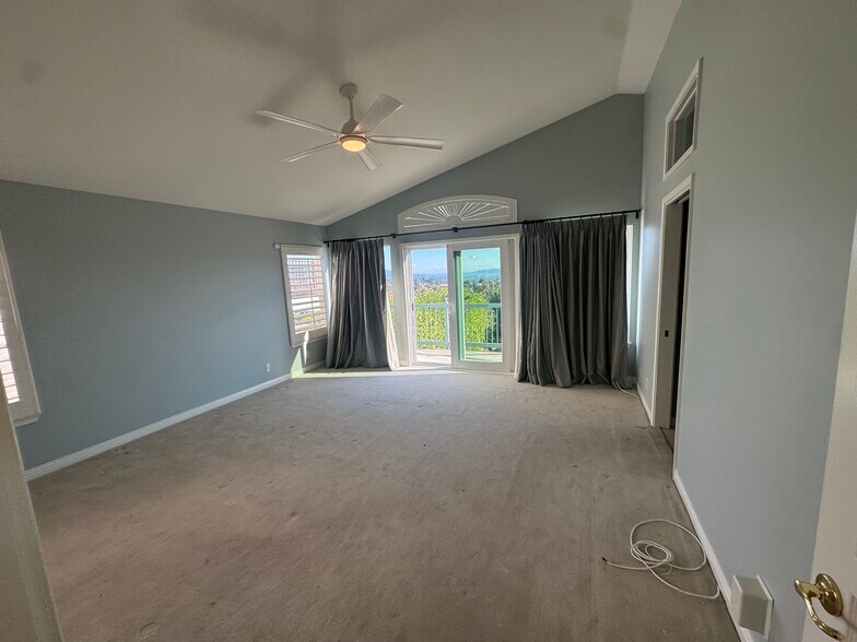 Building Photo - 11956 Stone Gate Way