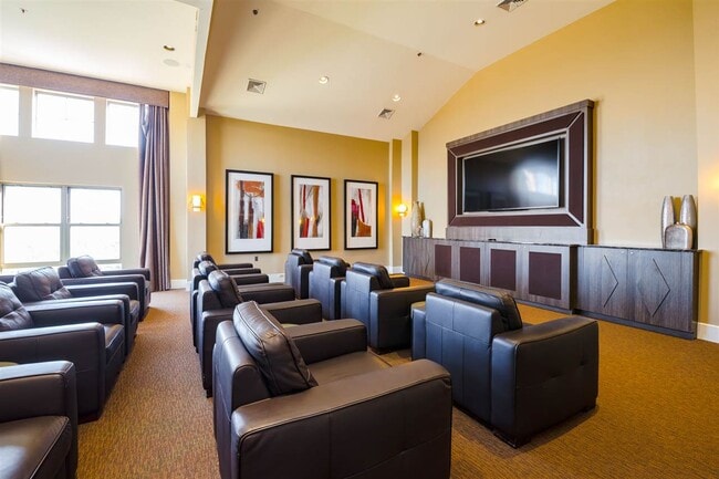 Building Photo - 26 Ave at Port Imperial