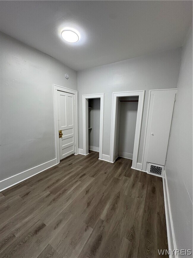 Building Photo - 155 Lafayette Ave
