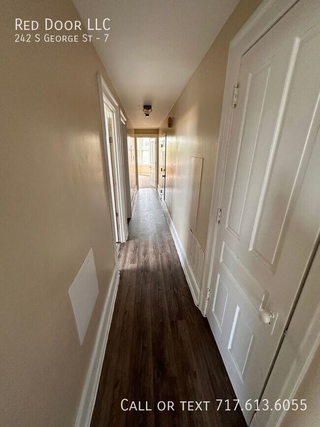 Building Photo - 242 S George St