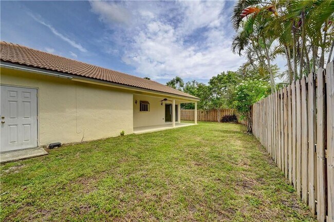 Building Photo - 13348 NW 13th St