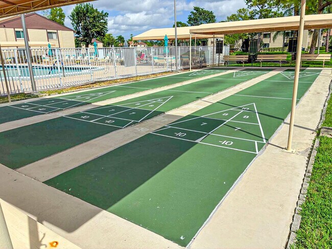 Building Photo - 339 Knotty Pine Cir