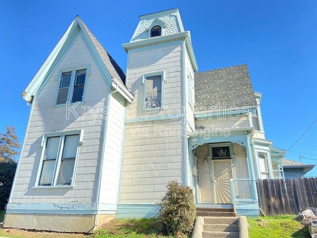 Primary Photo - 1130 Marin St