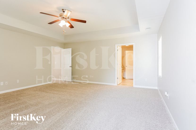 Building Photo - 244 Polo Field Way