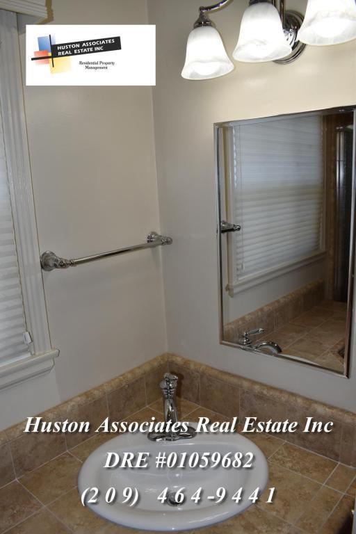 Building Photo - 141 W Sonoma Ave