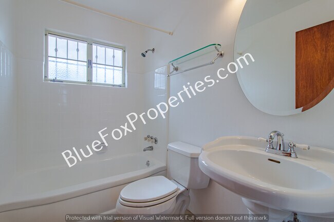 Building Photo - 6434 E Fordham Dr