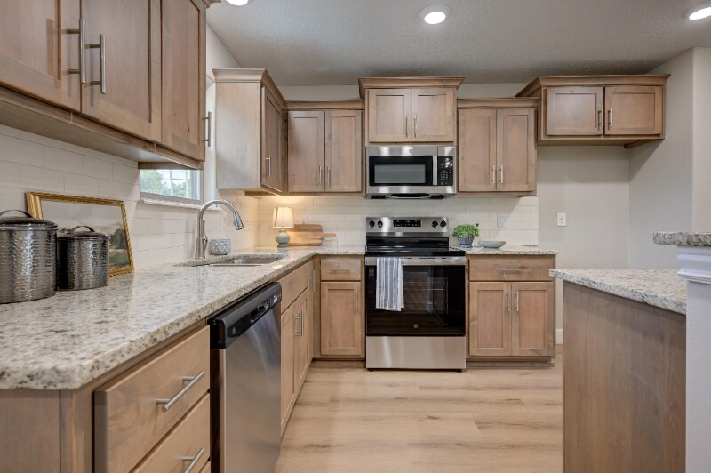 Building Photo - 1242 Sheila Ann Dr