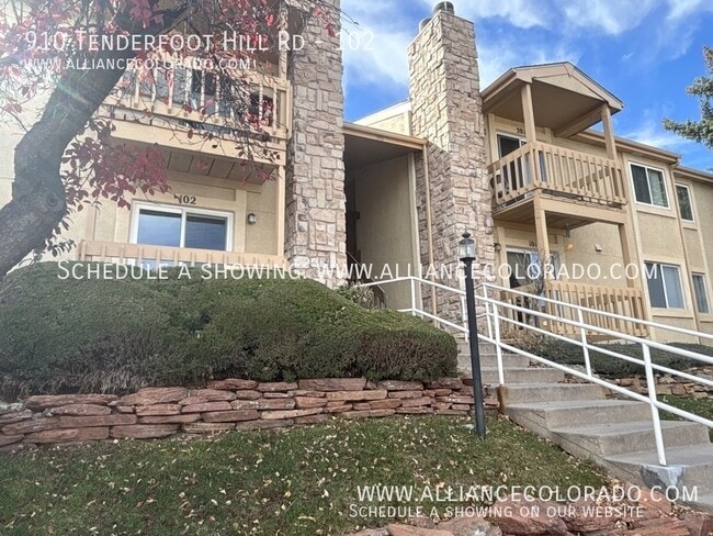 Primary Photo - 910 Tenderfoot Hill Rd