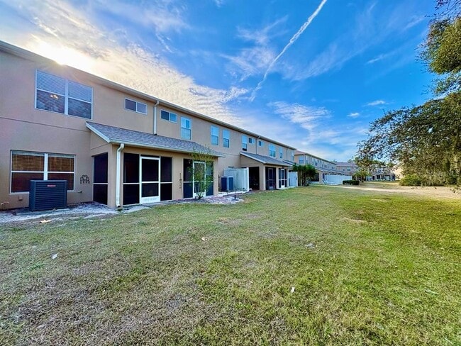 Building Photo - 11839 Castine St