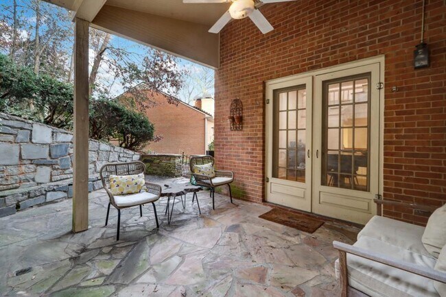 Building Photo - 3520 Vinings Ridge Ct