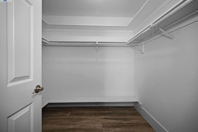 Building Photo - 2270 Bromfield Ct