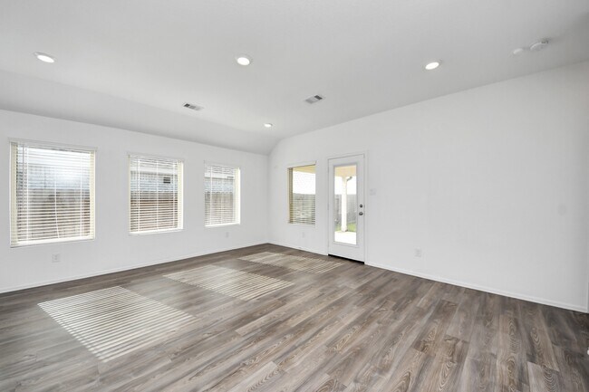 Building Photo - 26631 Castiel Dr