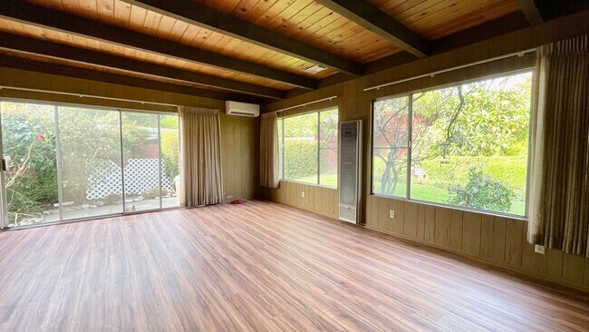 Building Photo - Single-Level in the Anholm Tract Downtown SLO with A/C and Great Backyard