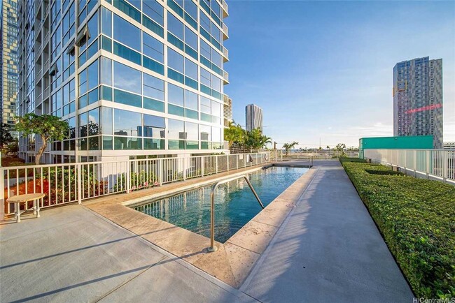 Building Photo - Furnished 2bd/2ba in the Heart of Kaka'ako