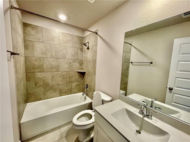 Building Photo - 2945 Sage Ranch Dr