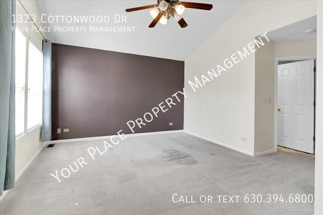 Building Photo - 1323 Cottonwood Dr