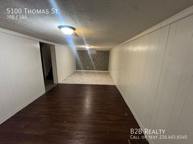 Building Photo - 5100 Thomas St