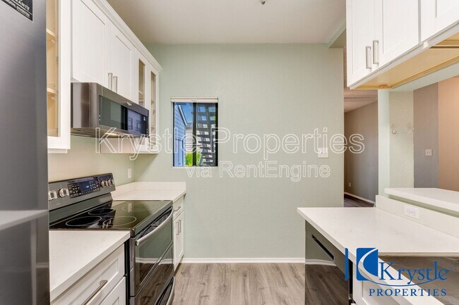 Building Photo - 1201 Glen Cove Pkwy