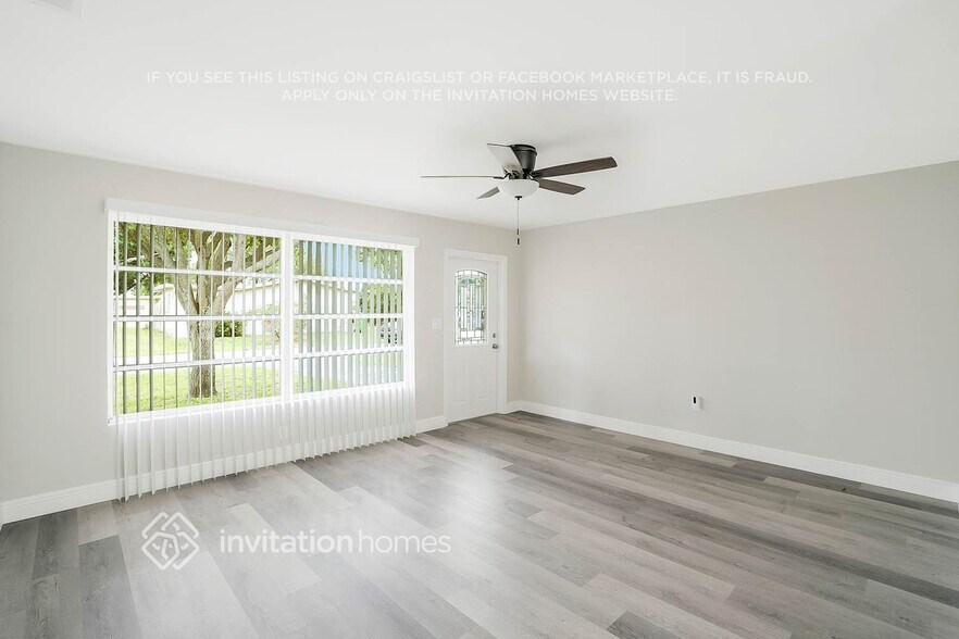 Building Photo - 2925 NW 69th Ave