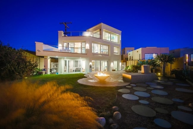 Primary Photo - Ocean Front Vacation Rentals