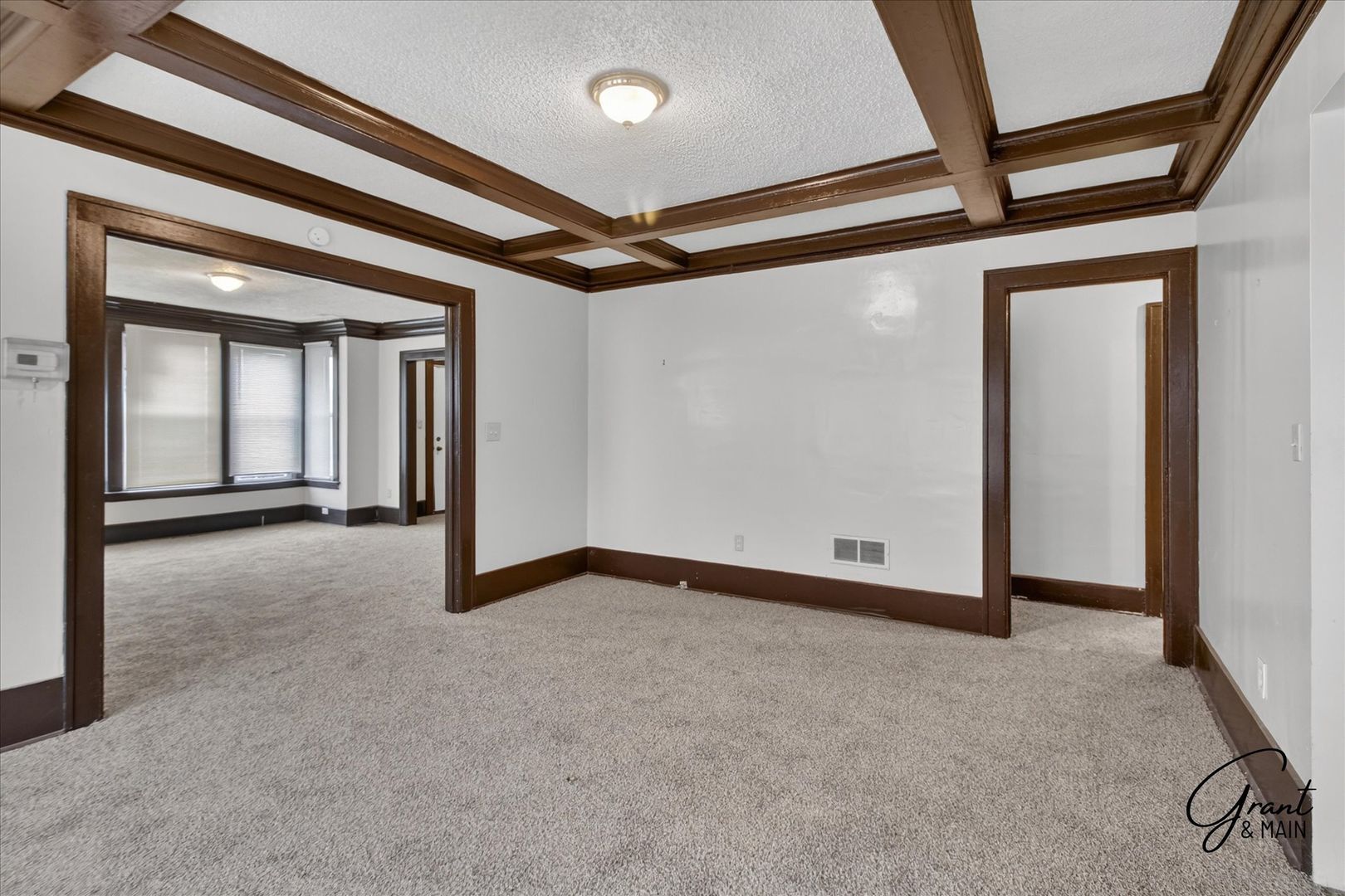 Building Photo - 58/60 Alger - FDR - T