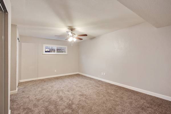 Building Photo - 3531 Gillham Rd