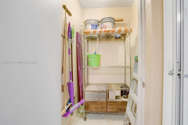 Building Photo - 15770 SW 106th Terrace