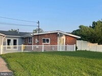 Building Photo - 1229 Crawford Dr