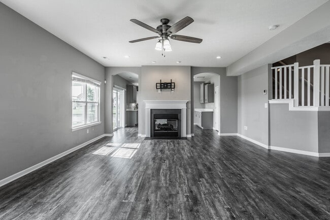Building Photo - 3317 S Ansley Dr