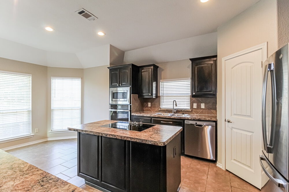 Building Photo - 1716 Abaco Dr