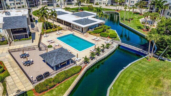 Building Photo - 11811 Ave of the PGA