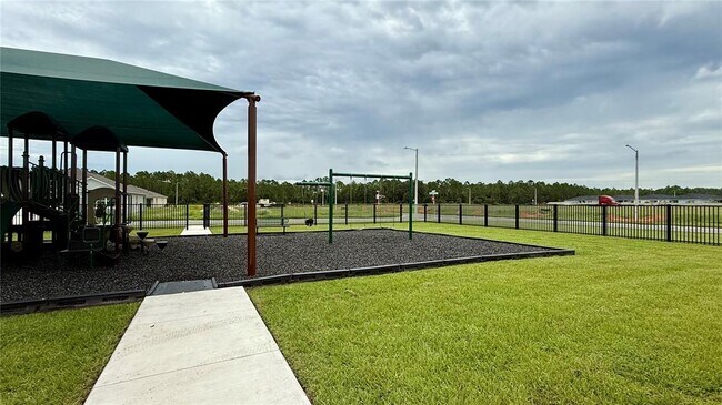 Building Photo - 3314 Pine Lily Ave