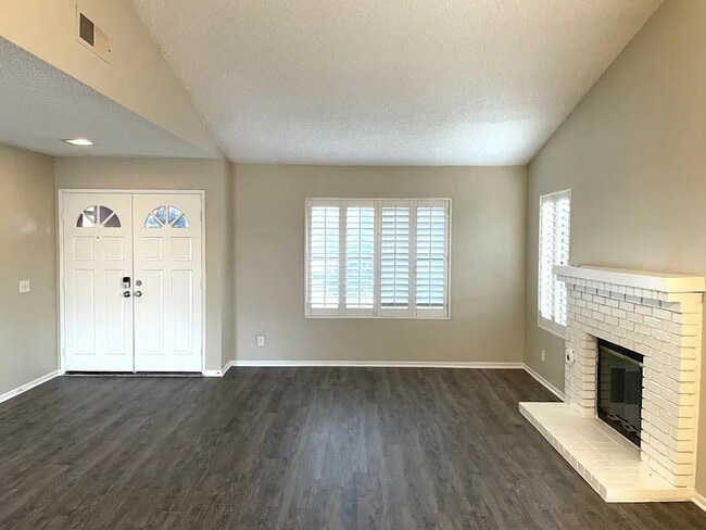 Building Photo - 4138 Kennedy Ct